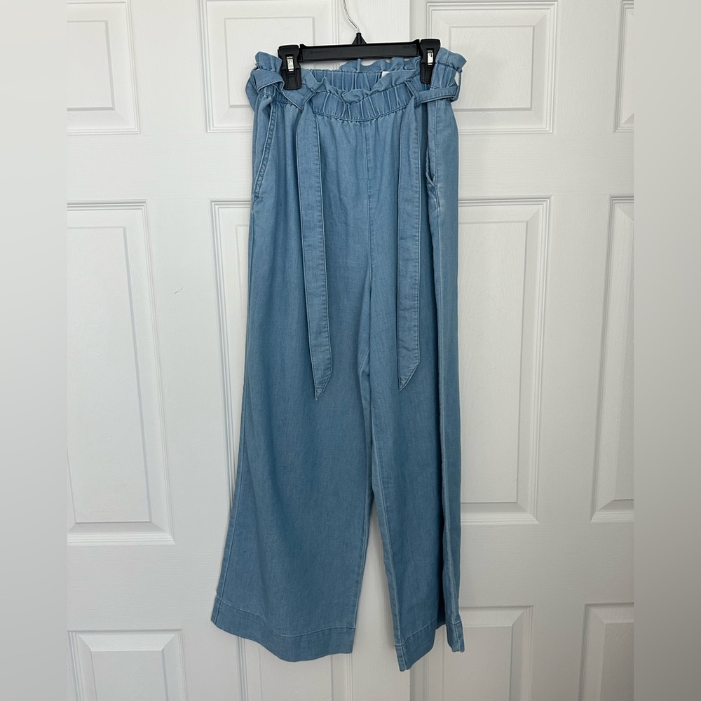 Super soft denim pants, size 4